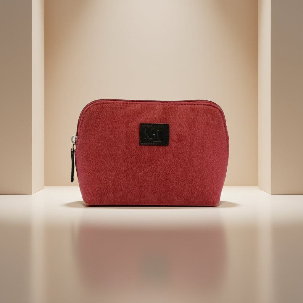 K0026XB | Pochette da Donna in Canvas/Vera Pelle pieno fiore Volanata - Colore Bordeaux/Testa Moro. Chiusura con lampo. Dimensioni: cm 17 x 13 x 6,5 - Confezione: Sacchetto Tnt-1