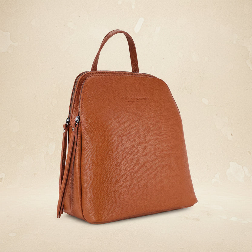 RB1018AM | Zaino Donna Doppio scomparto in Vera Pelle Made in Italy con spallacci regolabili. Accessori in metallo Canna di Fucile - Colore Paprika - Dimensioni: cm 26 x 30 x 14,5-0